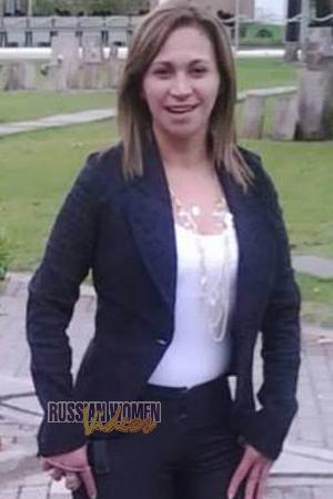 152514 - Claudia Age: 49 - Colombia