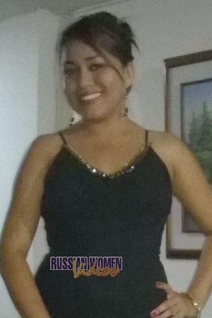172113 - Liseth Age: 34 - Colombia