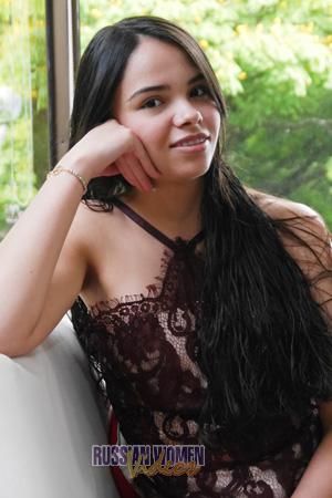 181308 - Natalia Age: 30 - Colombia