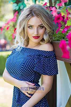 182574 - Tatyana Age: 31 - Ukraine