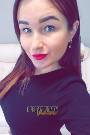 186648 - Evgenia Age: 34 - Russia