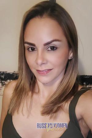 206829 - Diana Age: 42 - USA