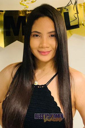 209140 - Karina Age: 29 - Colombia