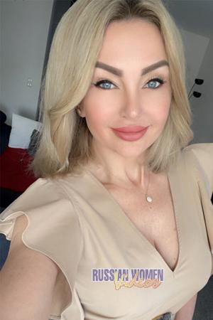 213821 - Victoriya Age: 45 - Ukraine