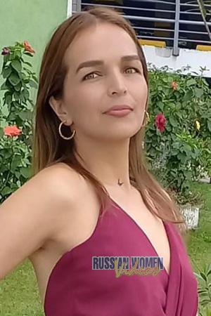 215386 - Jessica Age: 33 - Colombia
