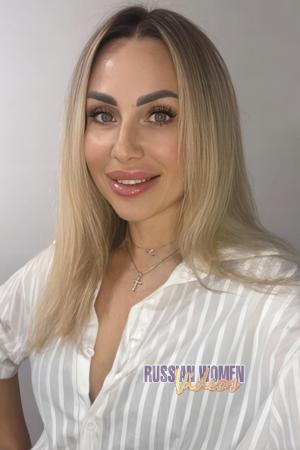 223452 - Elena Age: 43 - Ukraine